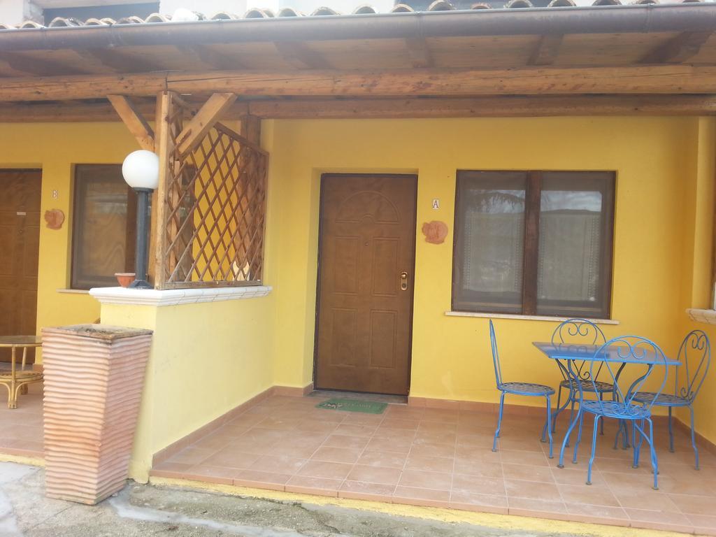 Il GIARDINACCIO Agriturismo Bed & Breakfast LʼAquila Cameră foto